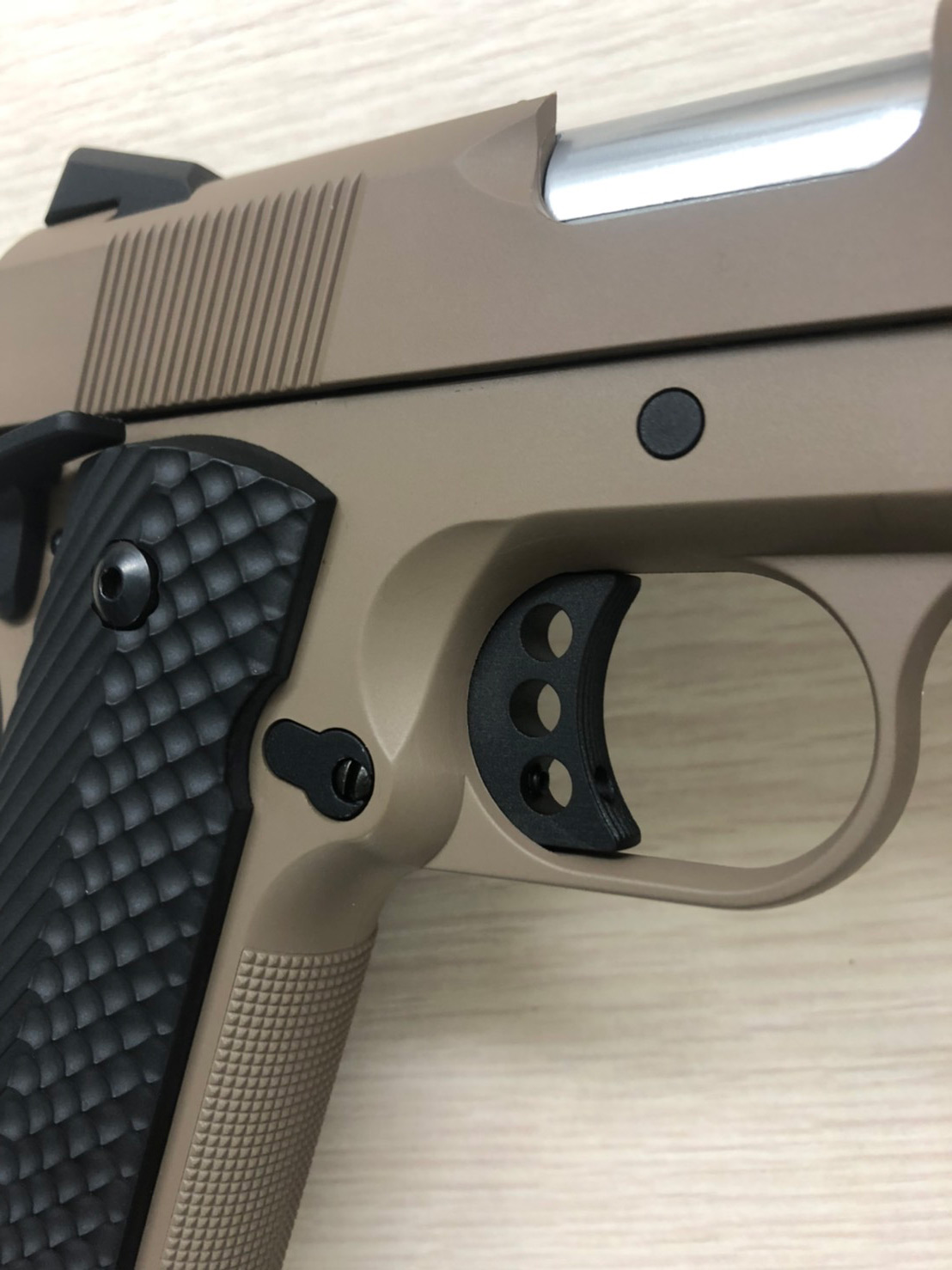 CARBON8（カーボネイト） M45 CQP と DOC を比較！