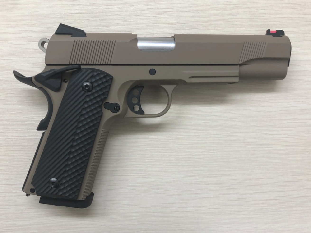 CARBON8（カーボネイト） M45 CQP と DOC を比較！